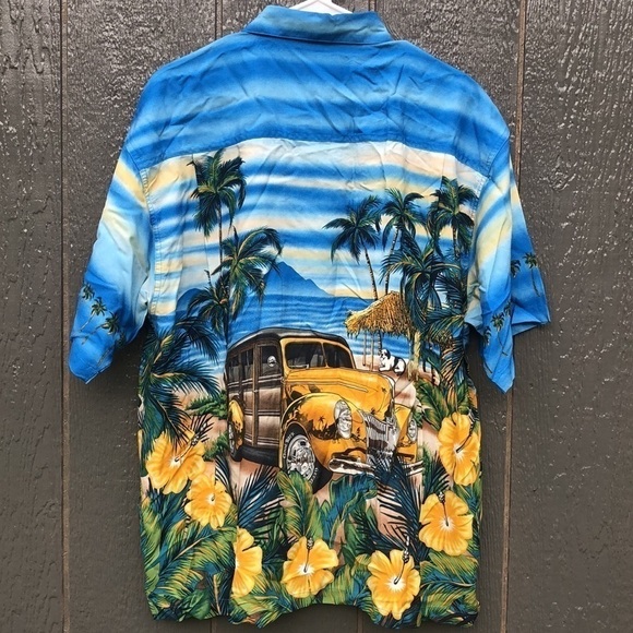 Big Dogs Hawaiian Shirt Size Large EUC - Picture 5 of 8